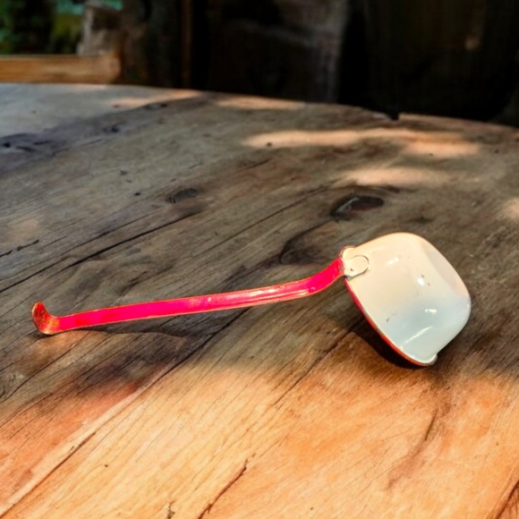 Vintage Red & White Enamelware Ladle Dipper With Hook Handle (B) - Picture 2 of 3